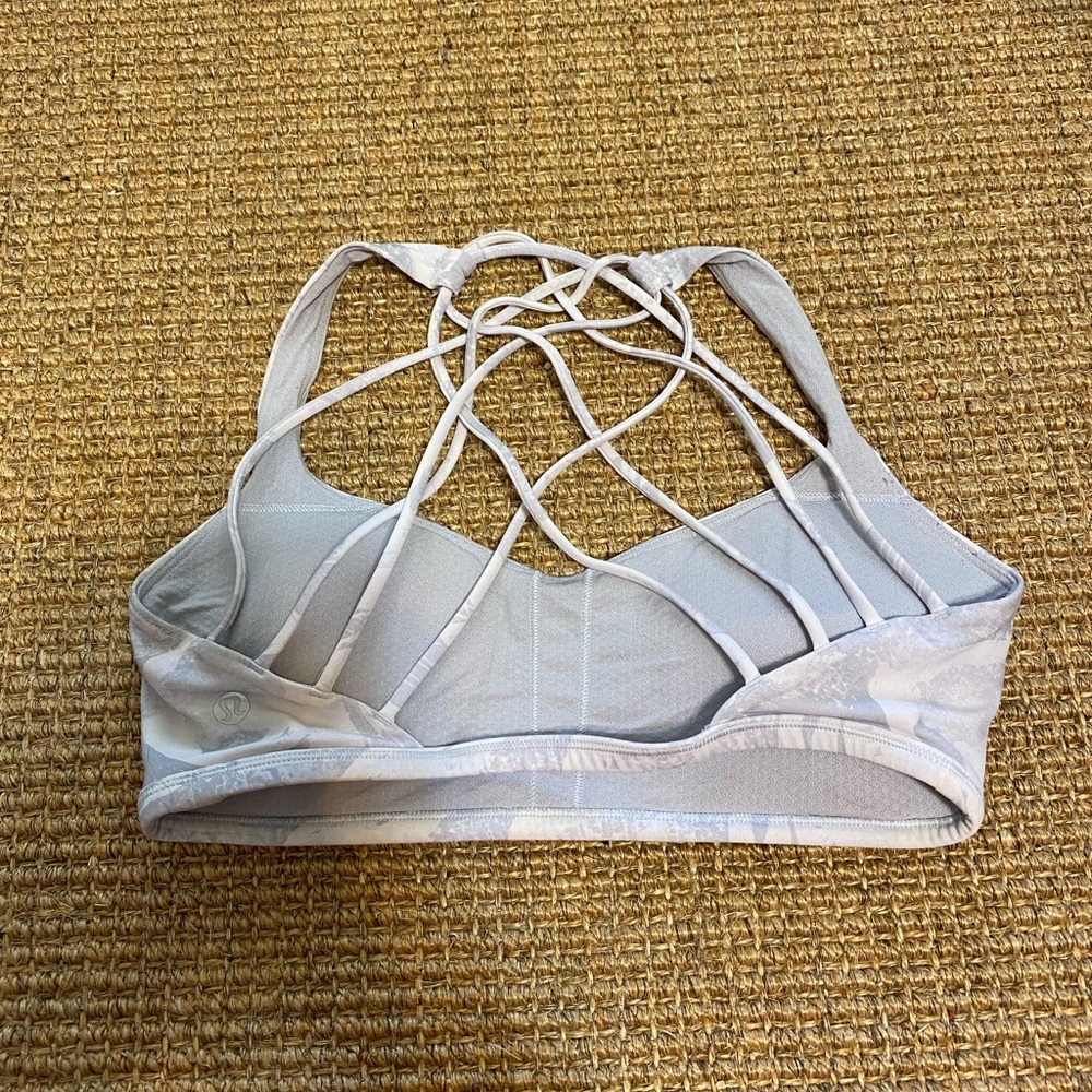 Lululemon Bra size 8!